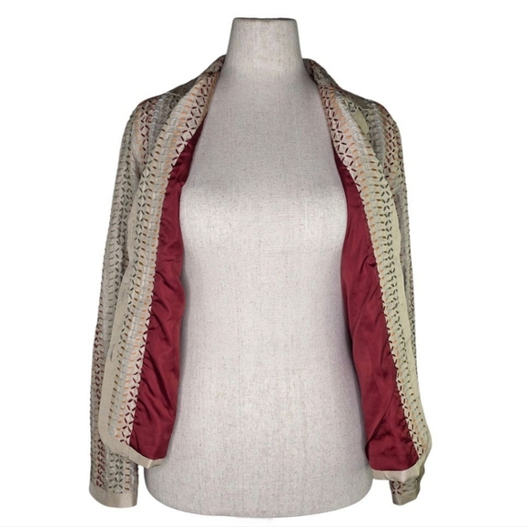 Chico’s 100% Silk Embroidered Blazer Jacket Multicolor Boho Luxe Size 1 - Picture 3 of 6